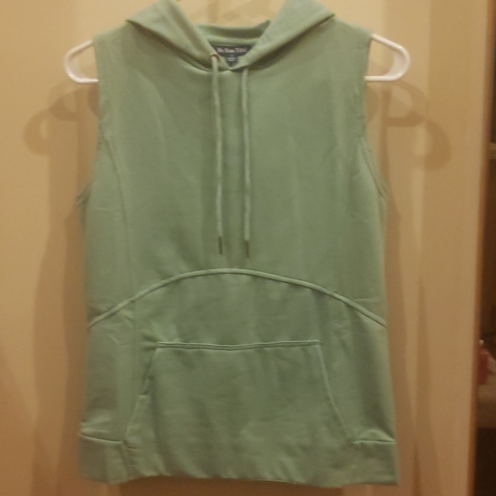 Hooded tank top